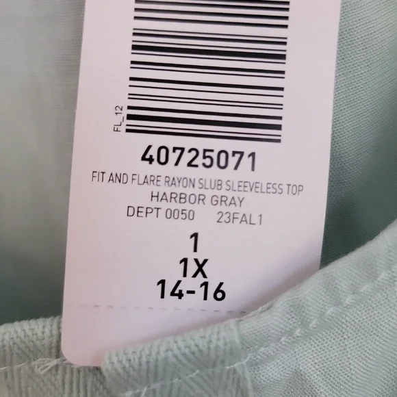 Torrid Women's Fit And Flare Sleeveless Blouse 1X Harbor Gray NWT - Picture 6 of 6